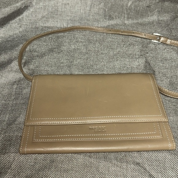 The SAK Envelope Tan Leather Small Shoulder Bag - Picture 3 of 10